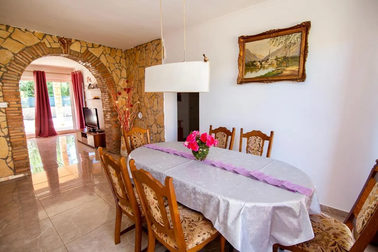 Villa Anita Pula